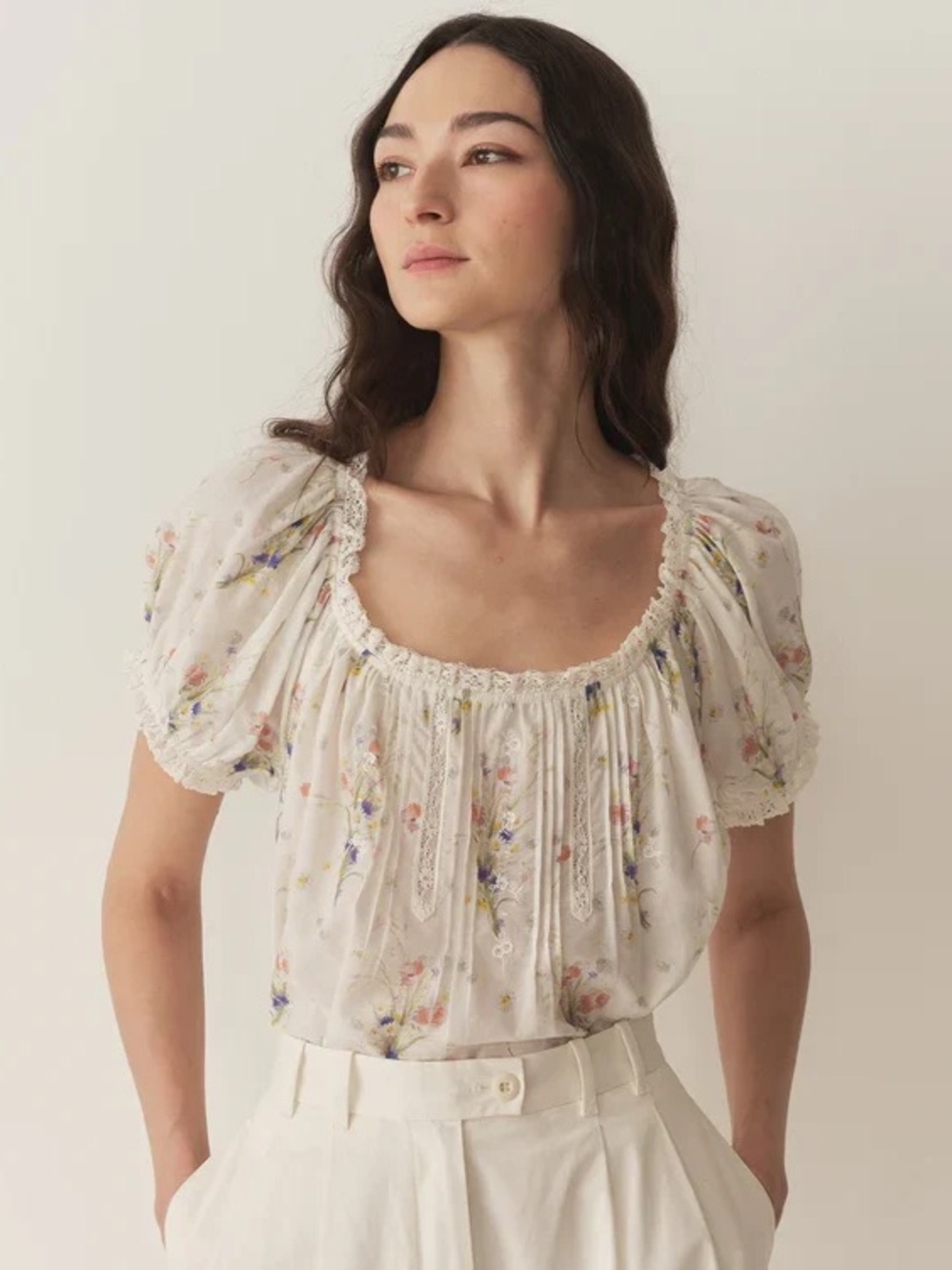 Doen Frederica Cotton Floral Puff Short Sleeve Blouse Top Painted Bouquet White